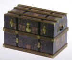 (image for) Lithograph Wooden Trunk Kit Wm Morris Design 3