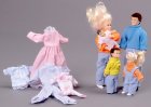 (image for) Modern Doll Familiy Gift Set 5 Dolls + Additional Outfits