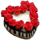 (image for) Rose Decorated Heart Cake