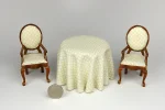 (image for) Orderly Ovals Table and Chairs